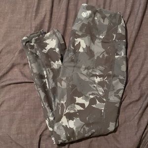 Reebok leggings with side pocket